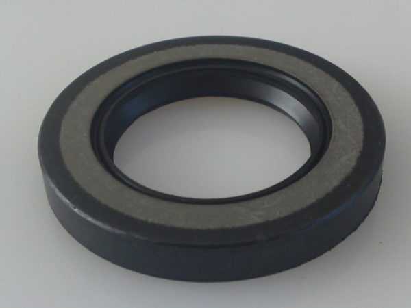 80--82 Seal , Diff Side Yoke