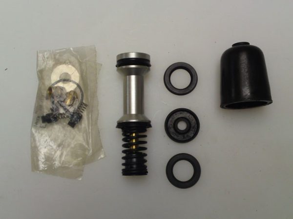 67--76 Rebuild Kit , Brake Master Cylinder , Non Power