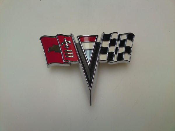 63--64 Emblem , Cross Flags Front