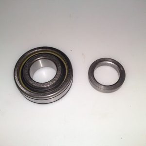 57--62 Wheel Bearing & Seal , Rear