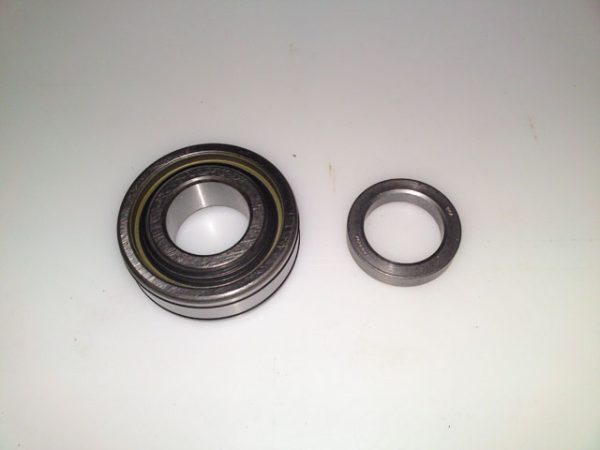 57--62 Wheel Bearing & Seal , Rear