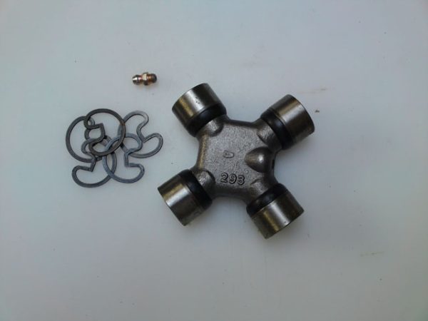63--82 Axle Shaft w / Autom