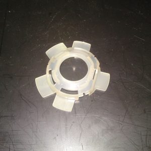 70--82 Horn Contact , Retainer