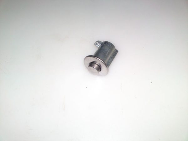 68--82 Latch , Rr or Lf Storage Compt Door ,non locking