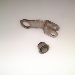 63--82 Link , Rear Sway Bar w / Bushing