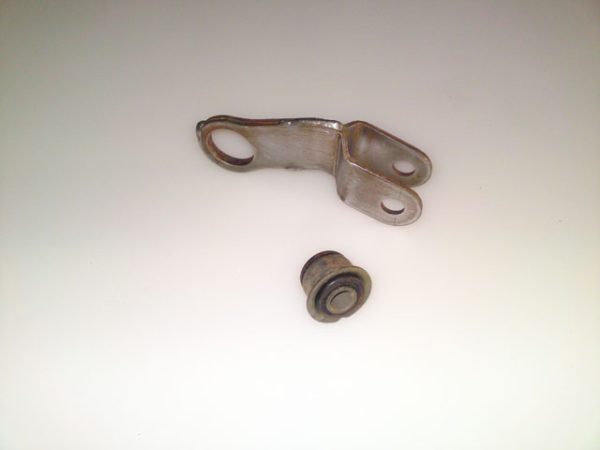 63--82 Link , Rear Sway Bar w / Bushing