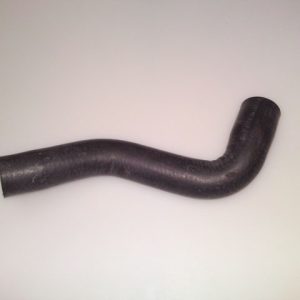 69--74 Hose , Radiator Lwr w/BB